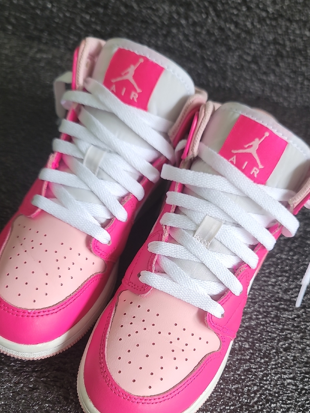Nike Air Jordan 1 Mid "Fierce Pink" Wmns 5.5 - Picture 7 of 15